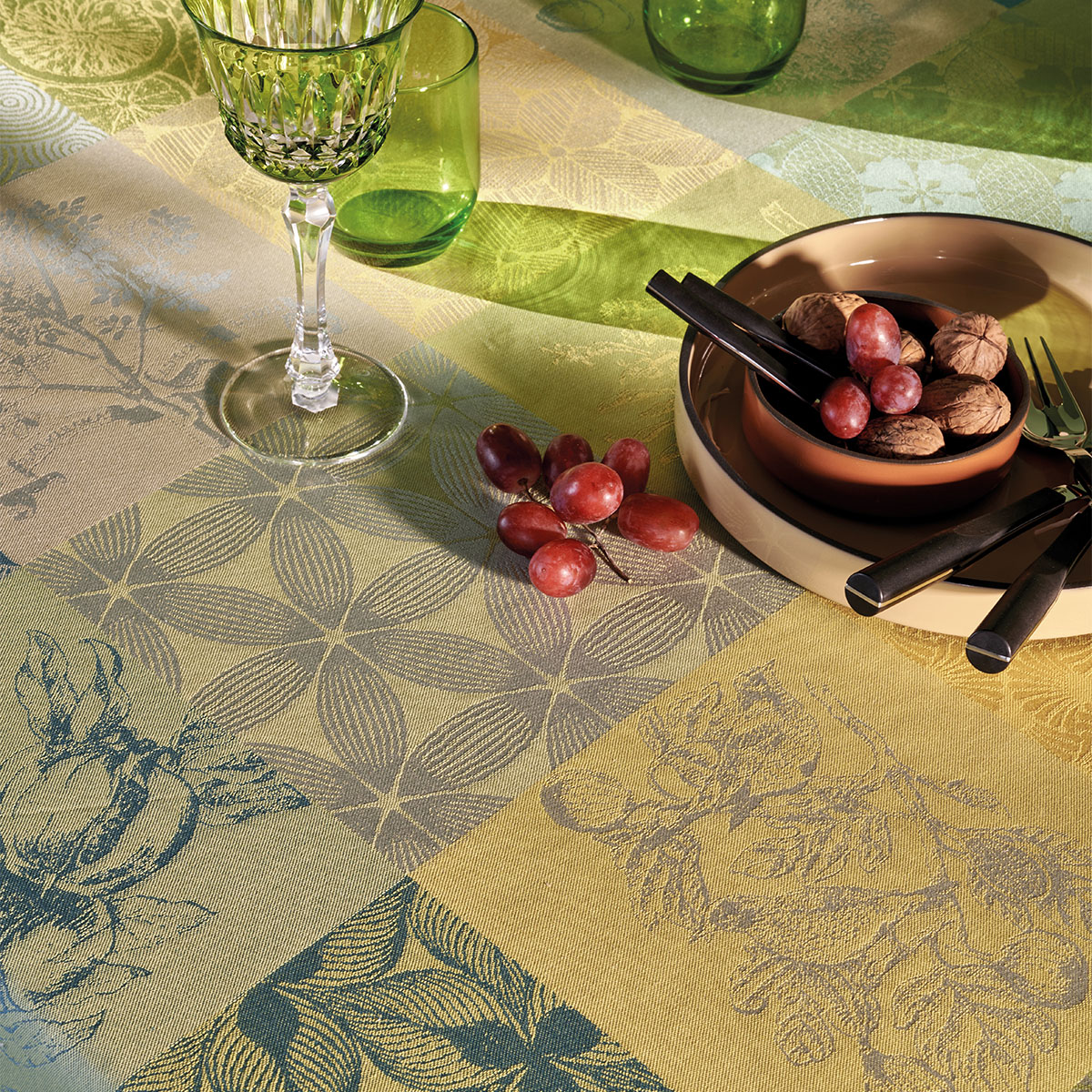 CHEMIN-DE-TABLE_MILLE-PARFUMS_LIMONI_PH7